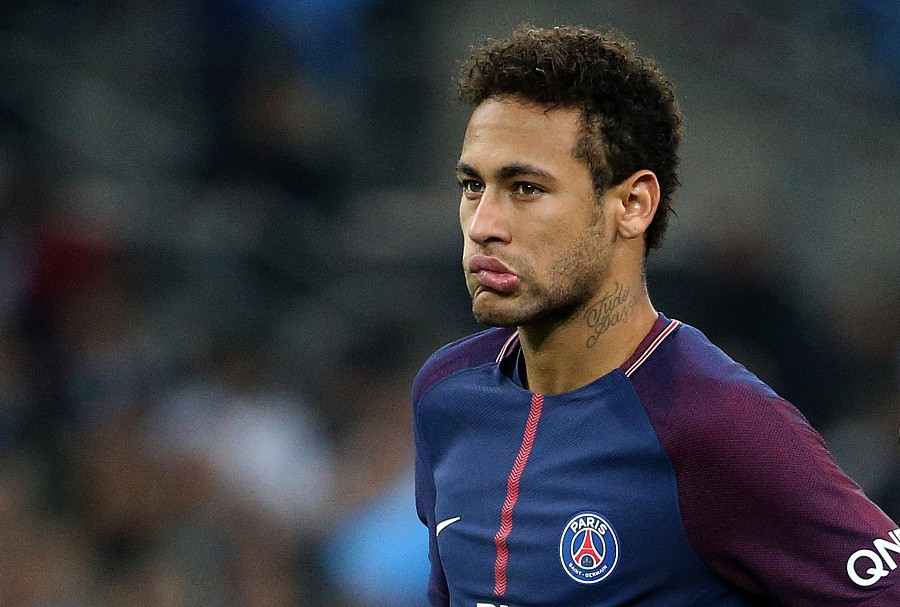 穆帅评价本菲卡13场不败，认为网坛3巨头之一本可以踢足球