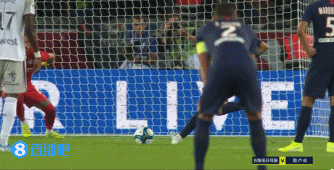 皇马新草坪首秀！伯纳乌迎战塞尔塔，顶级草皮能否助力球队延续辉煌？