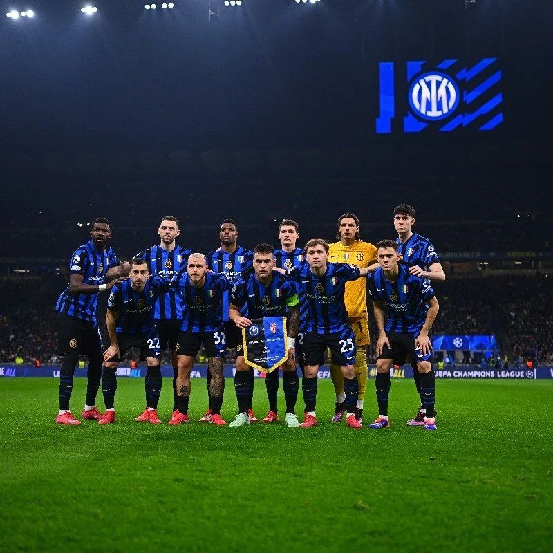 我懂用户晒视频：疑似泰山球迷看亚冠试图进入国安看台未果（我懂用户发布视频：疑似泰山球迷观亚冠试图进入国安看台未果）