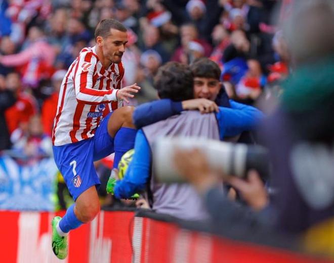 豪门悲喜夜：维拉2-1绝杀阿森纳 曼城3-0落后枪手2分 切尔西3轮不胜