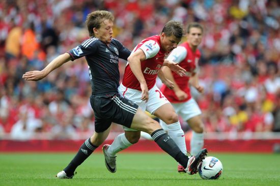 曝皇马已解雇阿隆索！踢曼城后正式官宣 42岁青训传奇任临时教练