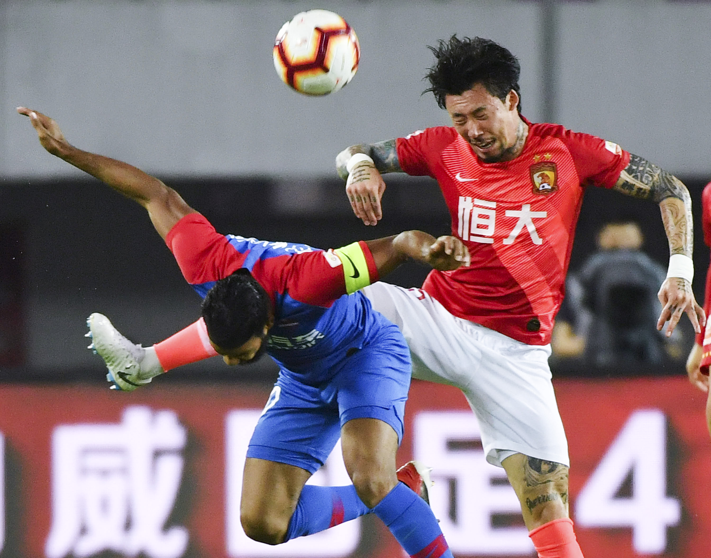 记者：穆西亚拉将于1月2日提前训练，3日拜仁全队体能测试（记者曝：穆西亚拉将于1月2日提前投入训练，拜仁全队3日进行体能测试）