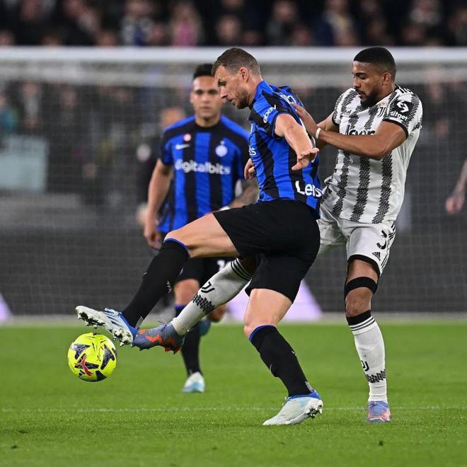 塔帅：我认为切尔西是争冠球队；特罗萨德有可能出场